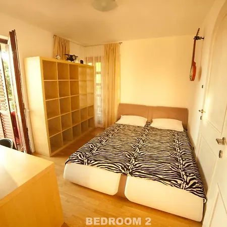 Xxl Luxury & Sea View Vila